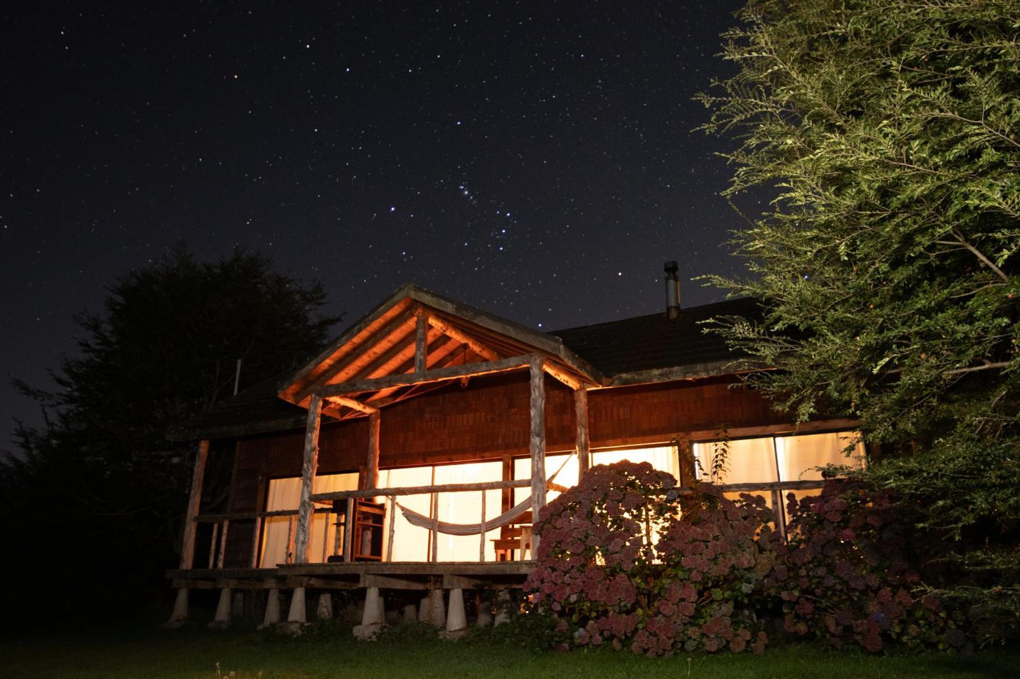 Antuquelen Lodge Cabanas Фрутильяр Экстерьер фото
